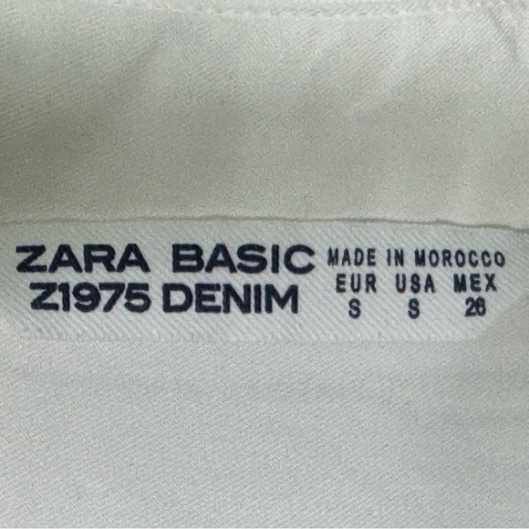 Zara Lyocell Pearl Cuff Button-Down Shirt - Classic Elegance - Picture 9 of 10